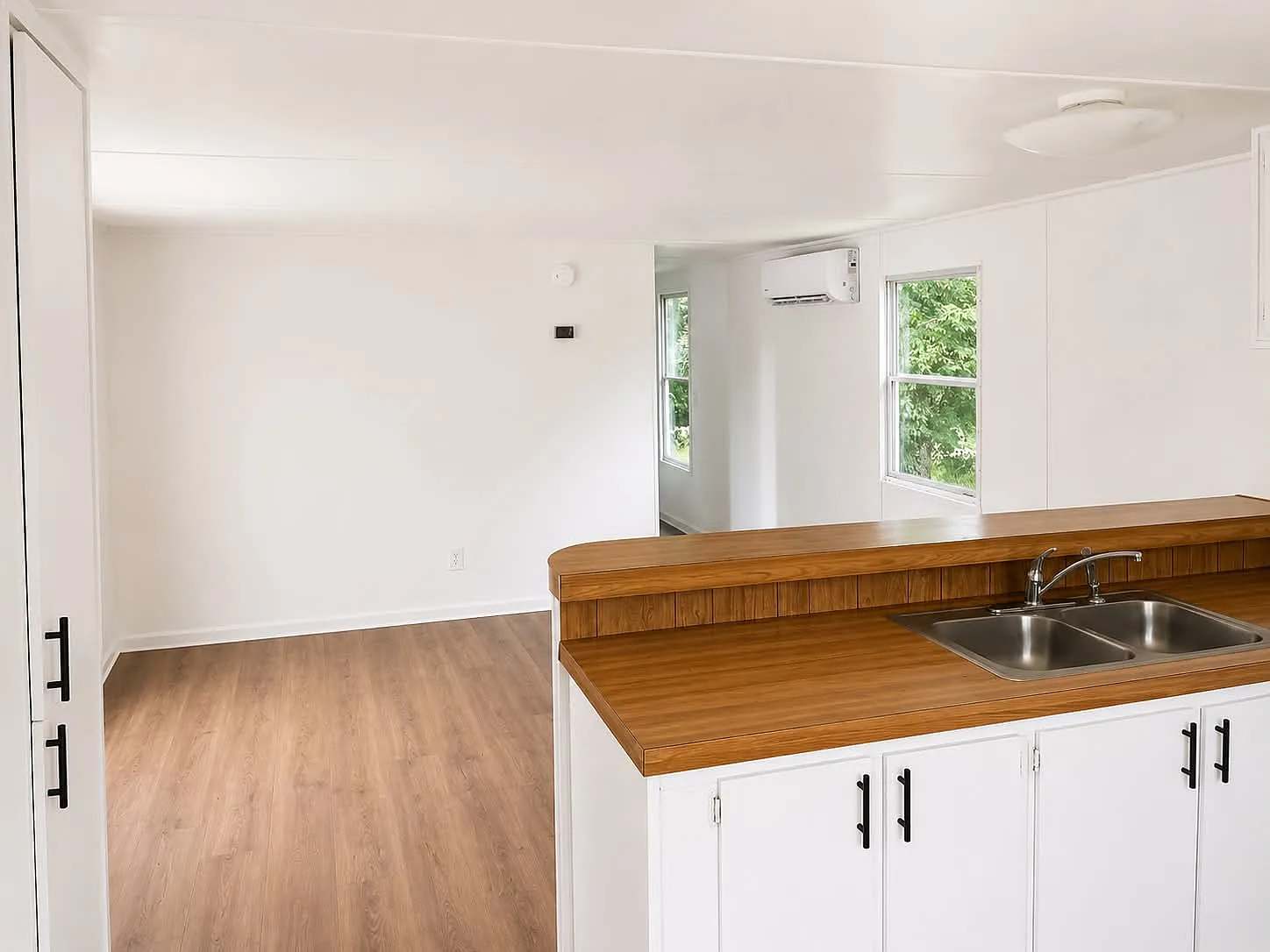 2 bed, 800 sqft, $1,000 — Photo 2