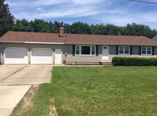 405 Hill Lake Rd, Wayland, MI 49348