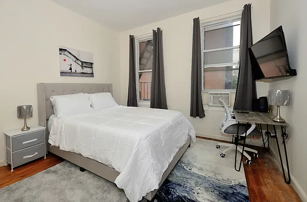 Rented by Corcoran | media 58