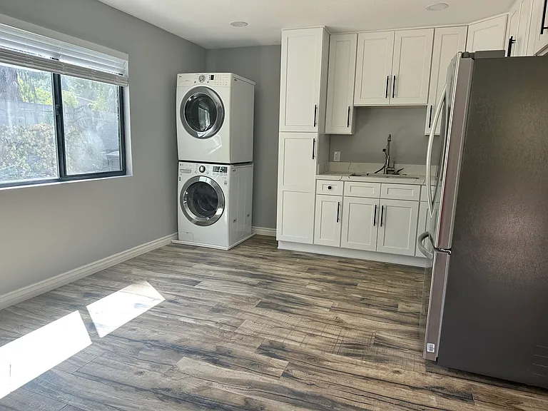 620 Wilshire Pl — Photo 4