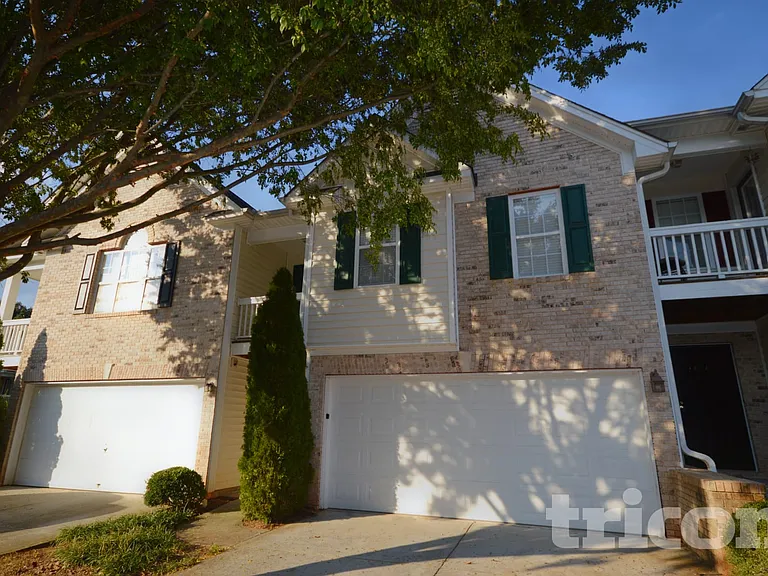 4682 Saint James Way — Photo 1