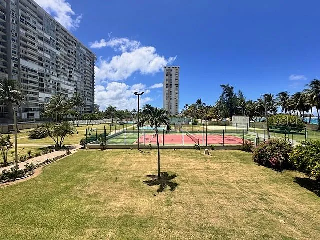 Building Photo - Ocean Dr #202