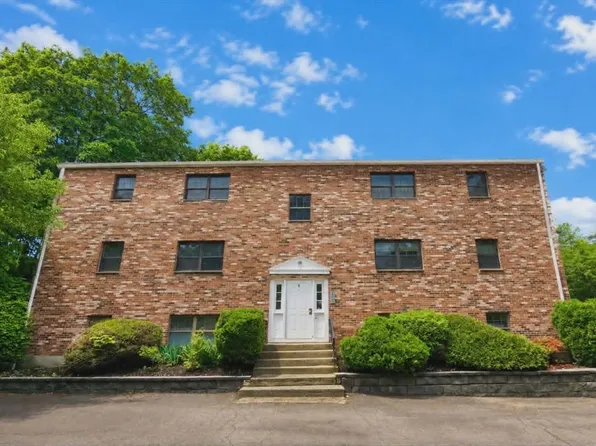 8 Jackson St #C1, Quincy, MA 02169