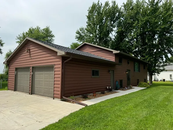 324 6th Ave SE, Winnebago, MN 56098