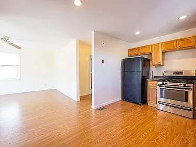 539A Admiral St #1 — Photo 3