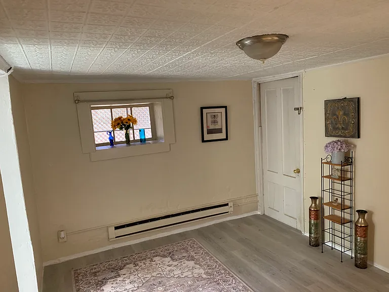 171 Riverside St — Photo 8