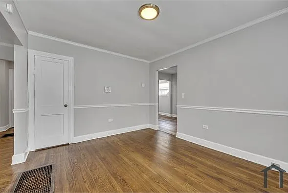 7920 Rugby Ave — Photo 6