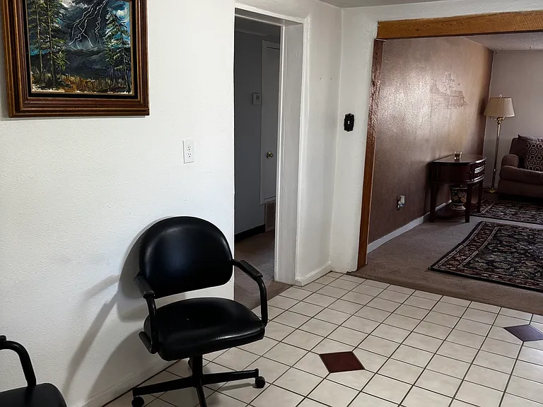 112 Calle Dominguez #A — Photo 10