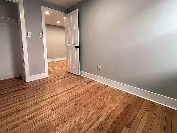 4th image of 110A8 Maltby St #8