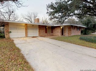 209 Zephyr Dr, Windcrest, TX 78239