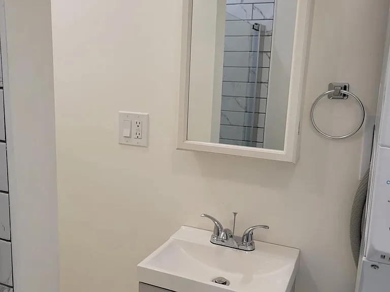 616 Tasker St #2 — Photo 13
