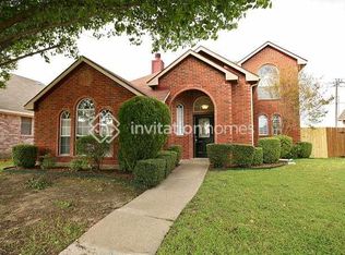 2829 Clearwater Dr, Mesquite, TX 75181