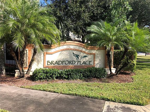 2nd image of 2565 Stockbridge Sq SW #2565