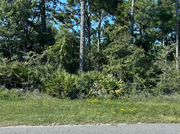 8140 Frontera St, Navarre, FL 32566