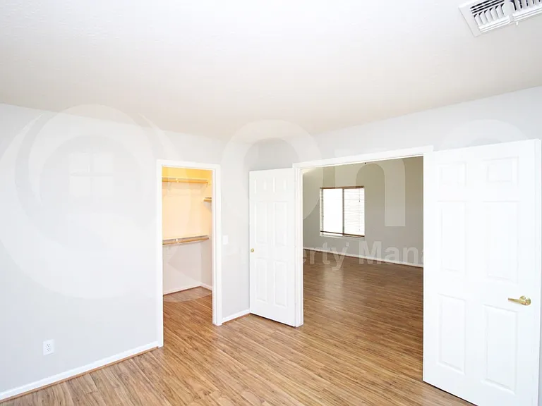16149 N 163rd Dr — Photo 10
