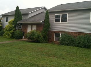 1733 Park Rd APT D, Harrisonburg, VA 22802
