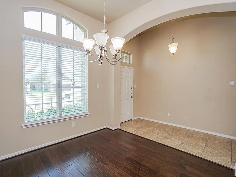 18327 High Summit Ln — Photo 6