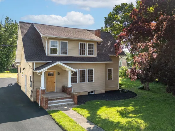 6561 Park Rd, Selinsgrove, PA 17870