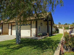27138 Rio Prado Dr, Santa Clarita, CA 91354