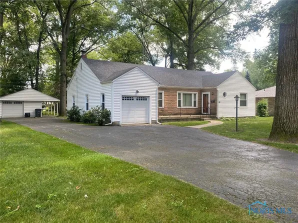 1121 Malcolm Rd, Toledo, OH 43615