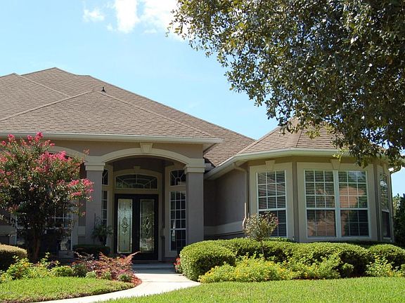 2nd image of 2037 Clovelly Ln
