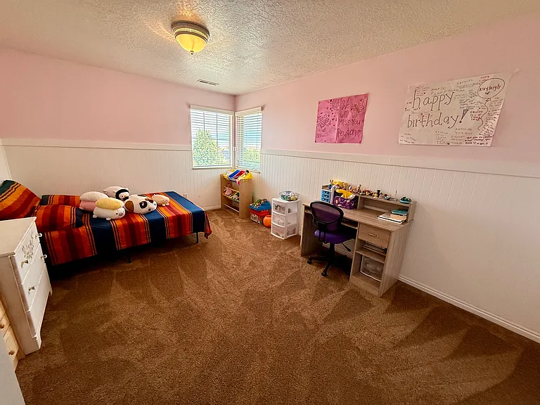 1090 E Fairway Dr — Photo 16