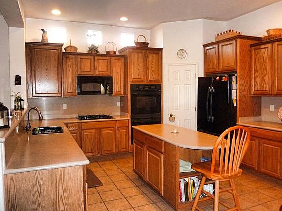 3rd image of 688 E La Costa Dr