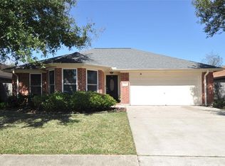 837 Hartman Dr, Baytown, TX 77521