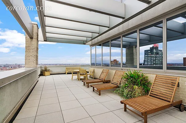 Sold by Corcoran | media 8