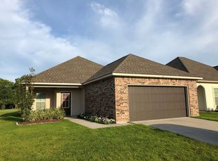 121 Gray Birch Loop, Youngsville, LA 70592