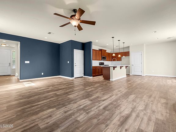 4th image of 7028 Shady Gate Dr