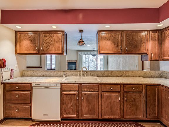 4th image of 355 Columbia Ave W APT 206