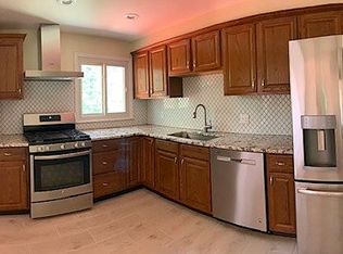 23732 Royalton Rd, Columbia Station, OH 44028