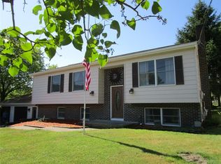 300 Costley Rd, Vestal, NY 13850