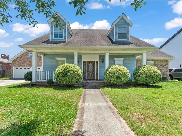 3825 Corinne Ave, Chalmette, LA 70043