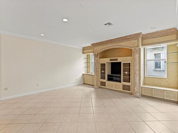 3rd image of 6597 Marbletree Ln