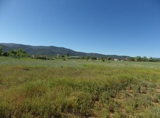 2 Coca Ln, Taos, NM 87571