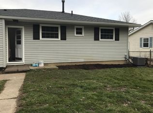 378 Karen Dr, Chardon, OH 44024