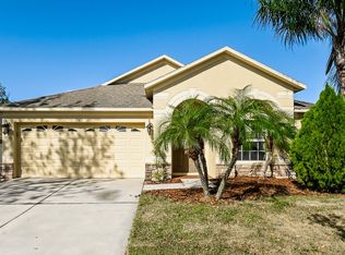 15451 Long Cypress Dr, Ruskin, FL 33573