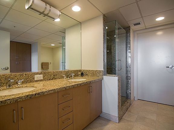 5th image of 13700 Marina Pointe Dr Unit 719