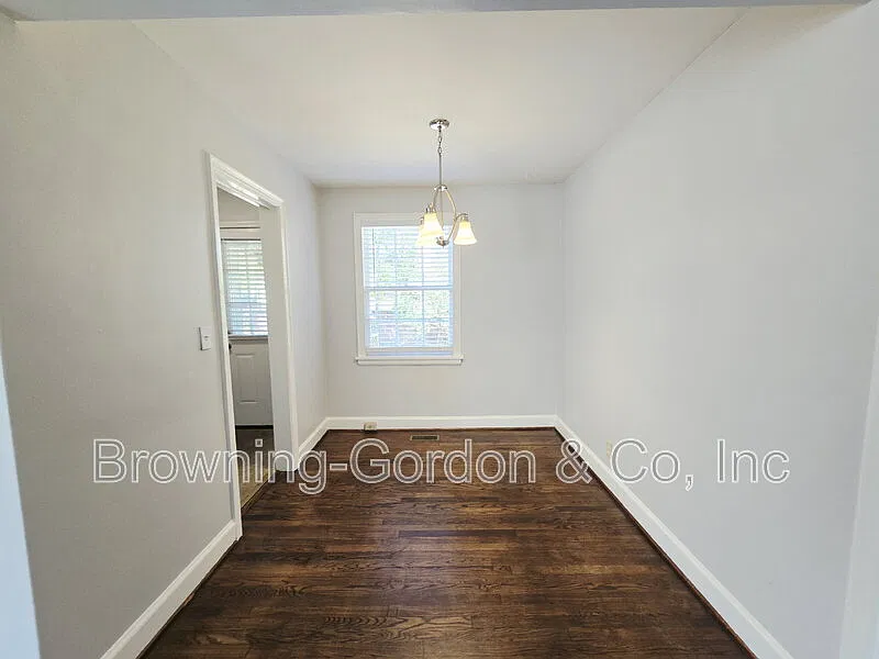 2 bed, 1.0 bath, 800 sqft, $1,350 — Photo 4