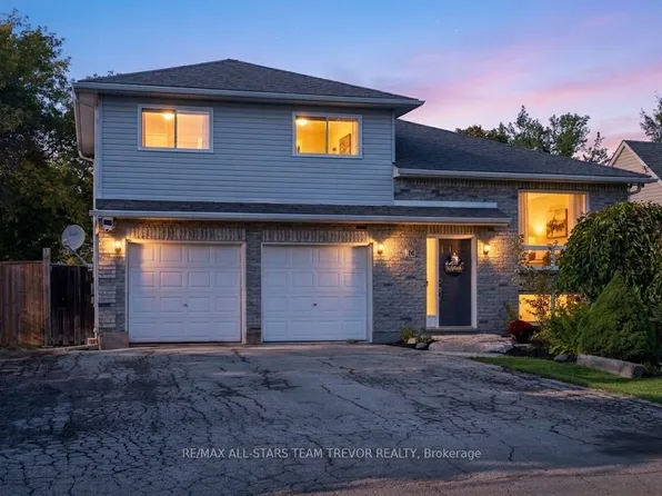 16 Evelyn Ave, Georgina, ON L4P 3C8