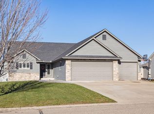 448 Knights Rd, Elko New Market, MN 55054