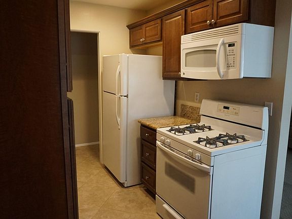 4th image of 4575 Ramona Ave APT 6
