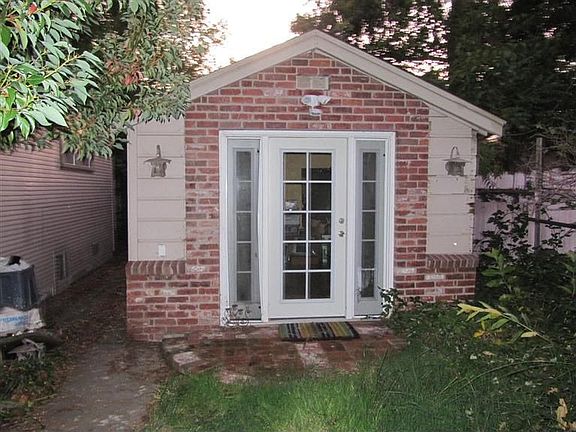 5th image of 2365 Cottage Way