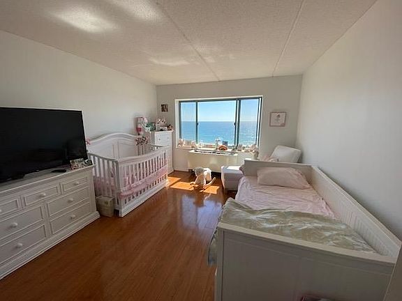 4th image of 136 Beach 117 St #11