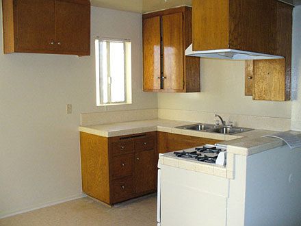 4th image of 14828 Halldale Ave APT H