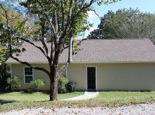 713 Shaw St, Clinton, TN 37716