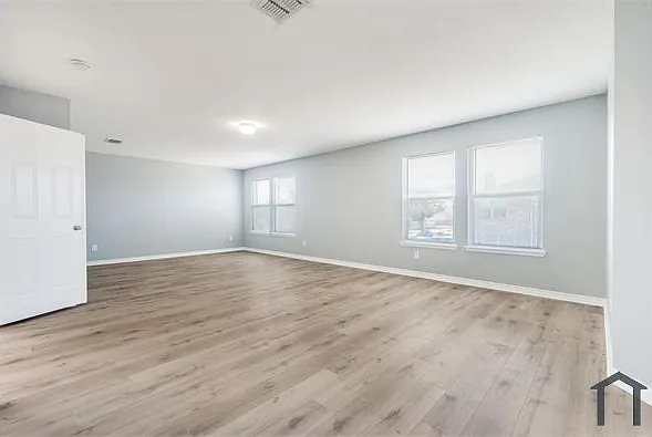 1600 Lionheart Dr — Photo 16