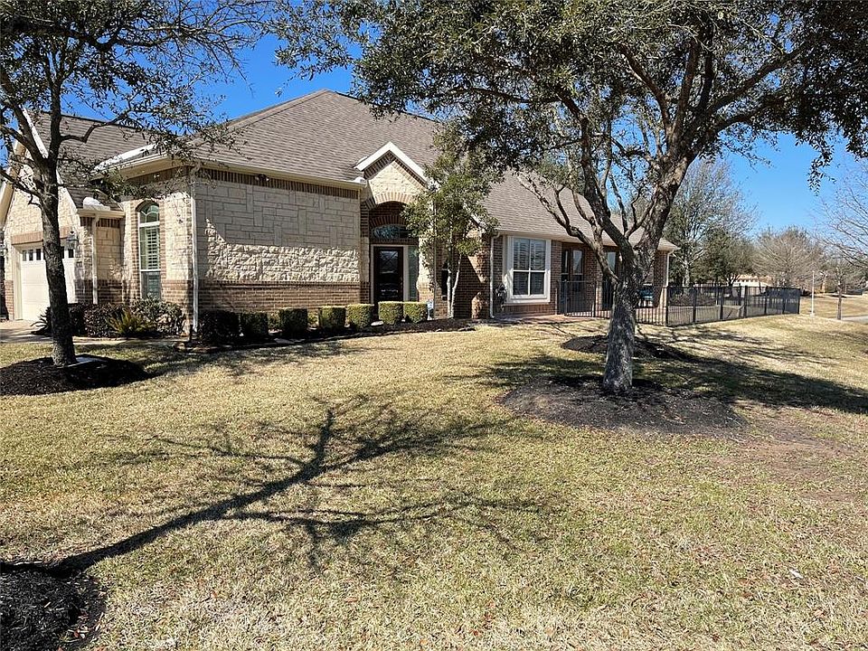 1st image of 19206 Hamilton Hills Dr